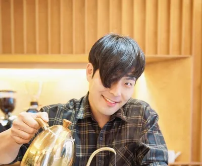 눈치 백단 카페 사장님 ㅋㅋㅋㅋㅋ